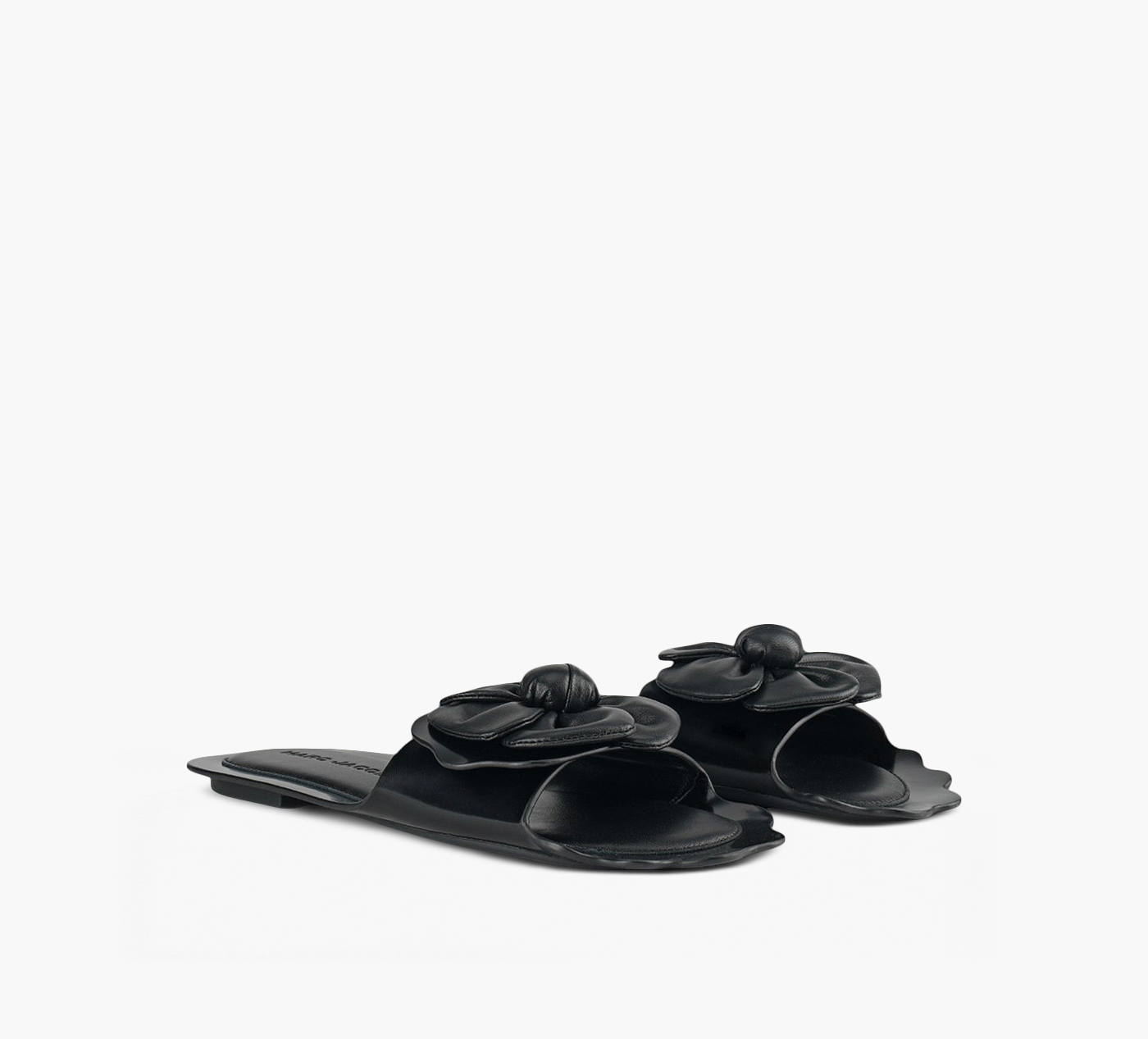 THE DAISY SANDAL